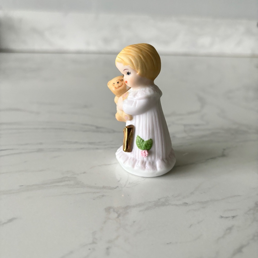 Enesco Growing Up Birthday Girl, age 1, blond